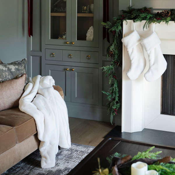 GRAND FAUX FUR STOCKINGS