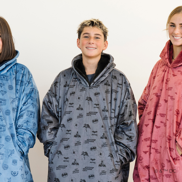 JUSTICE LEAGUE™ SNUGGLER