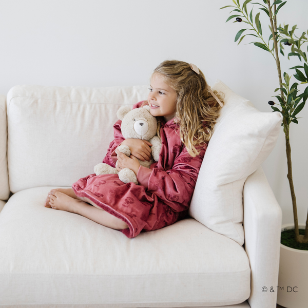 JUSTICE LEAGUE™ SNUGGLER