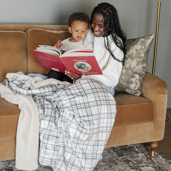 HOLIDAY MINKY/FAUX FUR XL BLANKETS