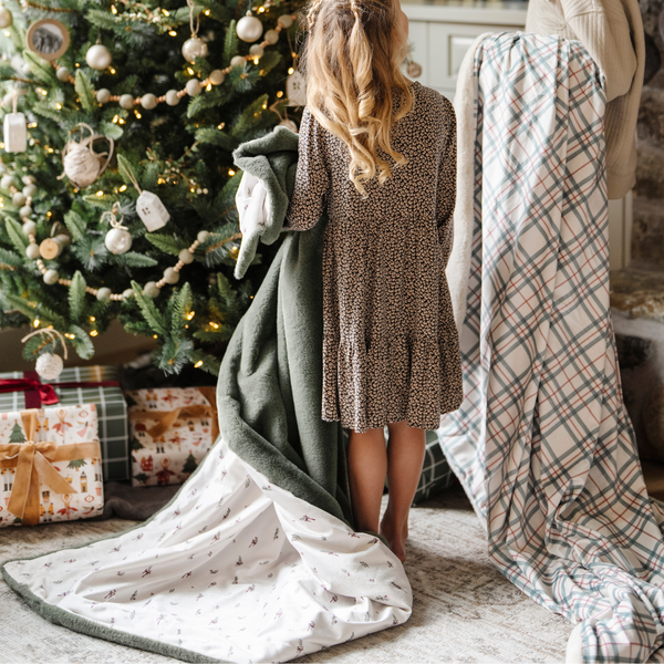 HOLIDAY MINKY/FAUX FUR XL BLANKETS