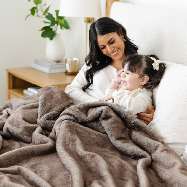 GRAND FAUX FUR QUEEN BLANKETS