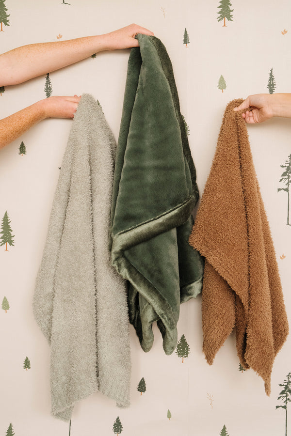 Pine Wallpaper by Saranoni