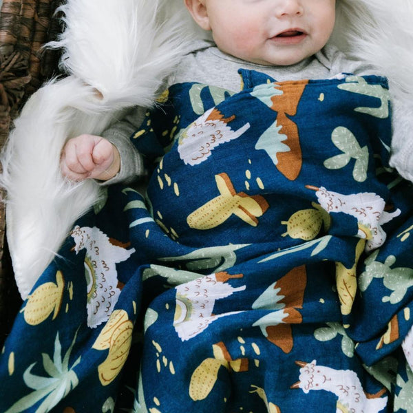 Warm and luxurious baby swaddle, offering a plush and cozy wrap for ultimate comfort.