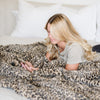 FAUX FUR KING BLANKETS - Warm and fluffy Saranoni blanket for snuggling