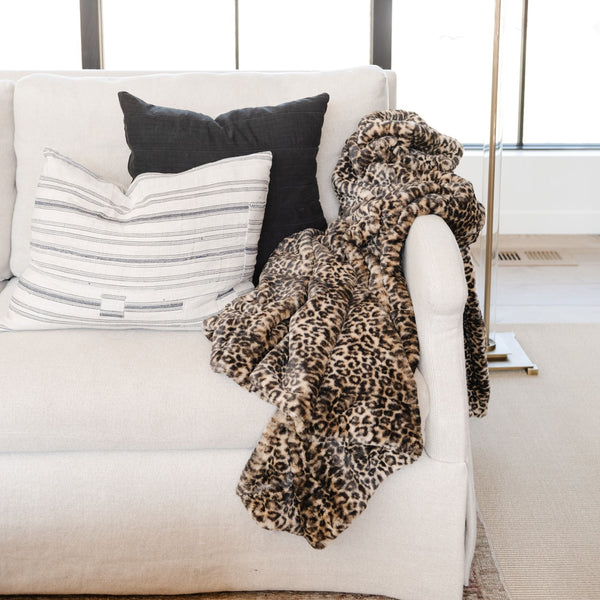 FAUX FUR KING BLANKETS - Saranoni luxury blanket with super soft feel