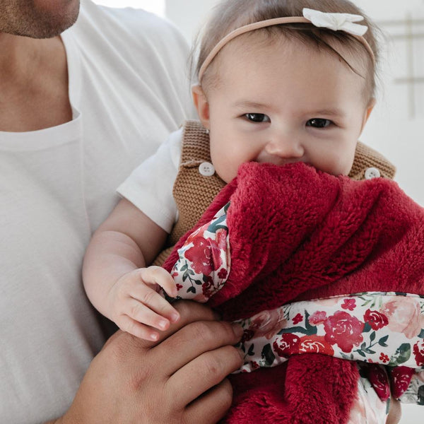 Raspberry Floral Satin Border Mini Blanket - Saranoni