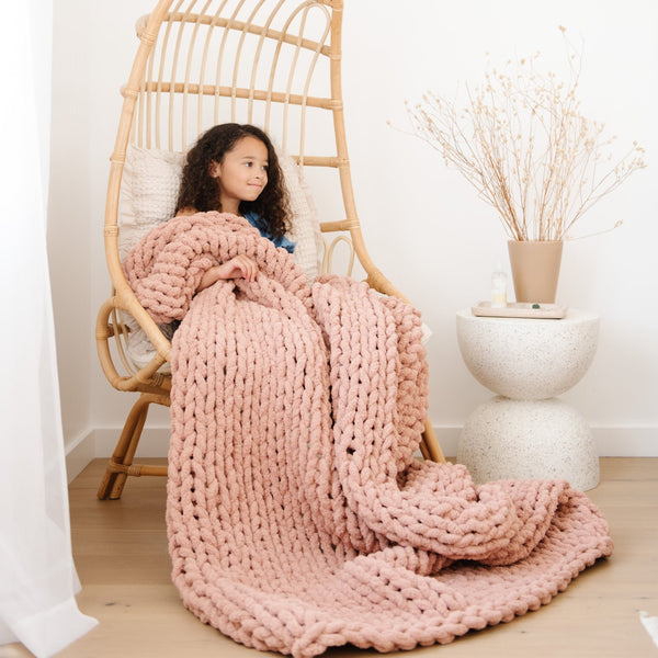 ROSY CHUNKY KNIT THROW BLANKET - Saranoni