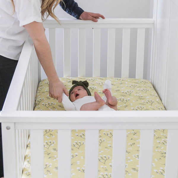 Yellow Buds Cotton Crib Sheet - Saranoni